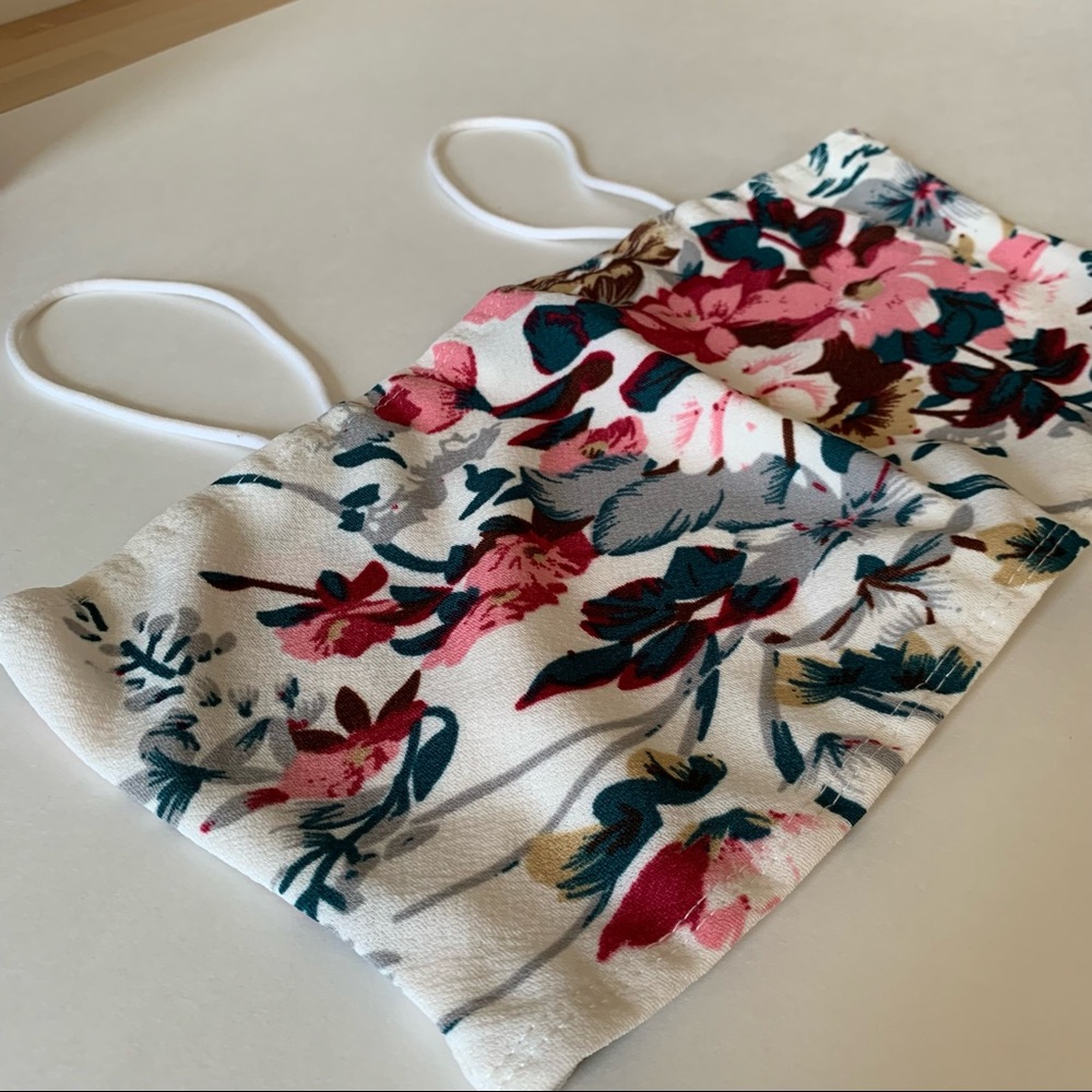 Floral Cropped Cami - Picture 6 of 9